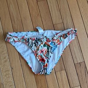 NWOT Lucky Bikini Bottom size L